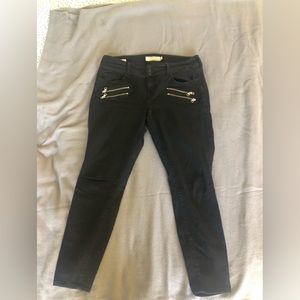 Womens Torrid Black Jeggings Size 16R. Measurements below